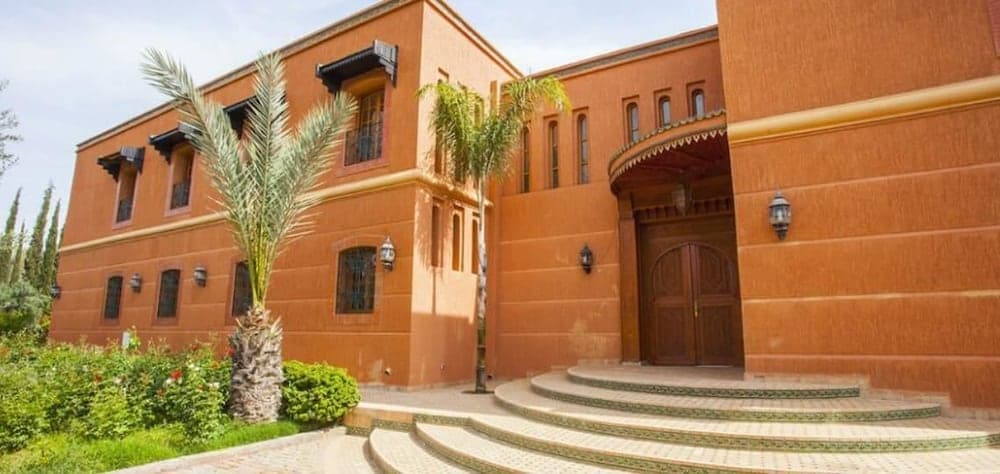 Villa London