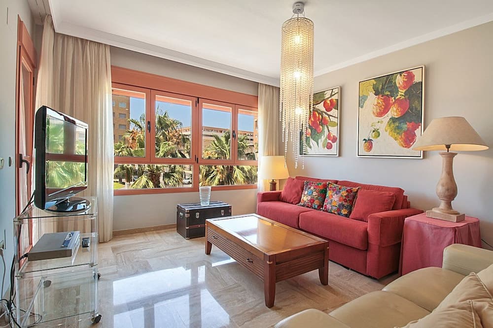 Sea view terrace apartment wifi parking