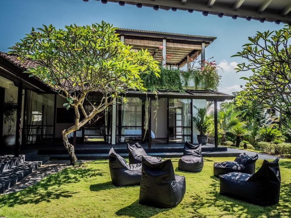 Majestic 5BR Villa Del Boca