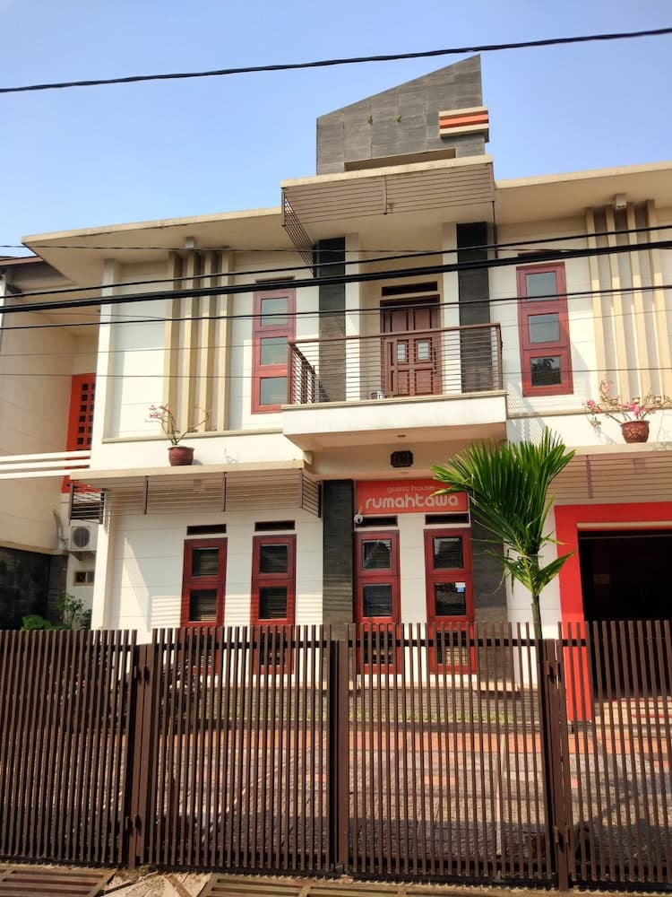 Rumah Tawa Guesthouse 1
