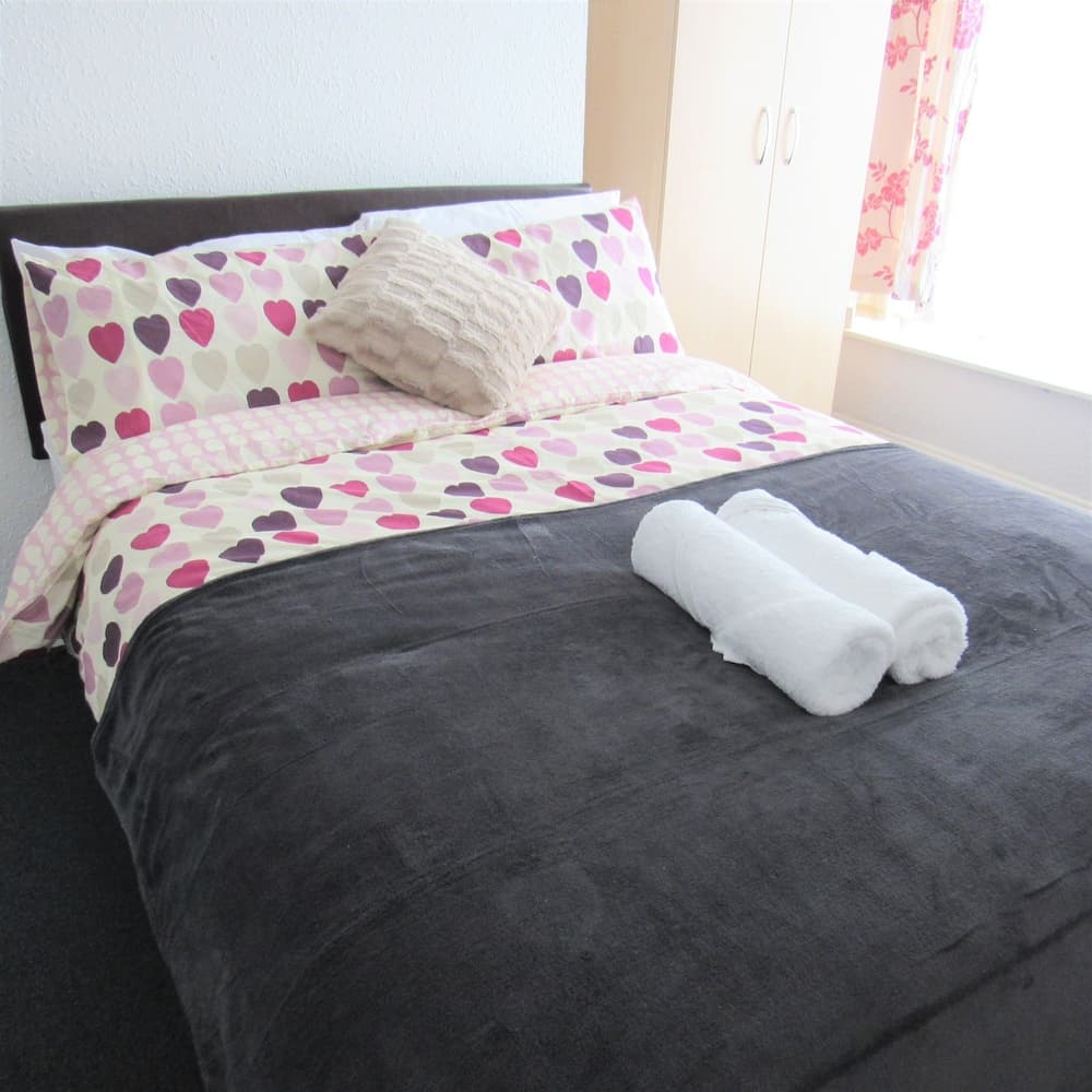 Spacious Flat Fenham