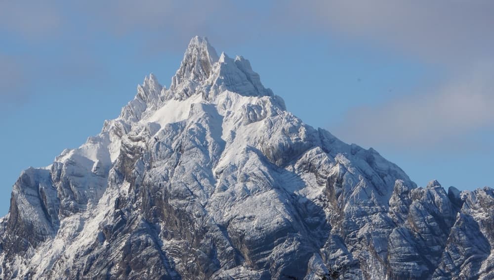 Açık havada kaya tırmanışı