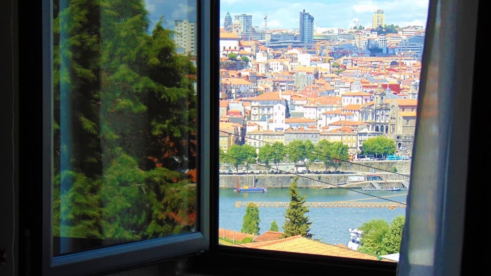 Blue River Apartments