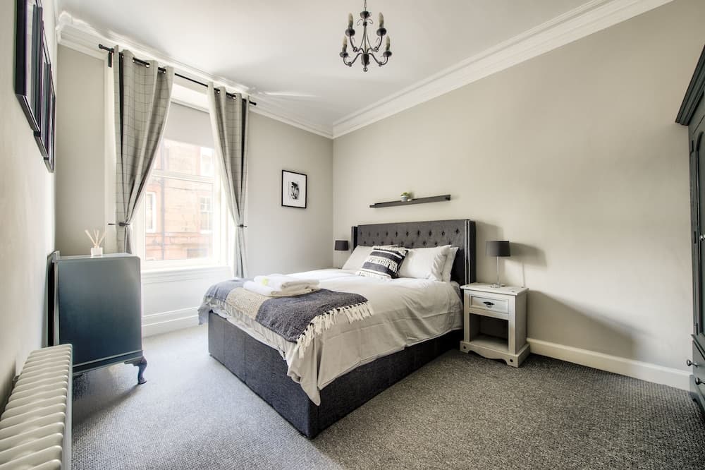 Stylish Modern Apartment Parking