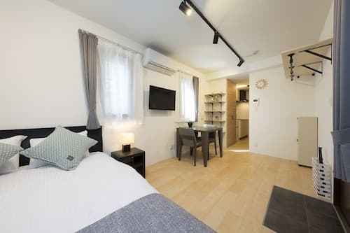 B2  Maison Philippe Shitaya 202