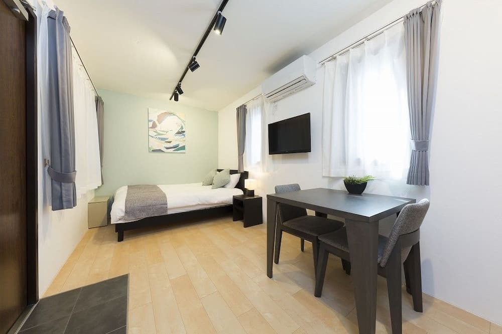 B4  Maison Philippe Shitaya 402