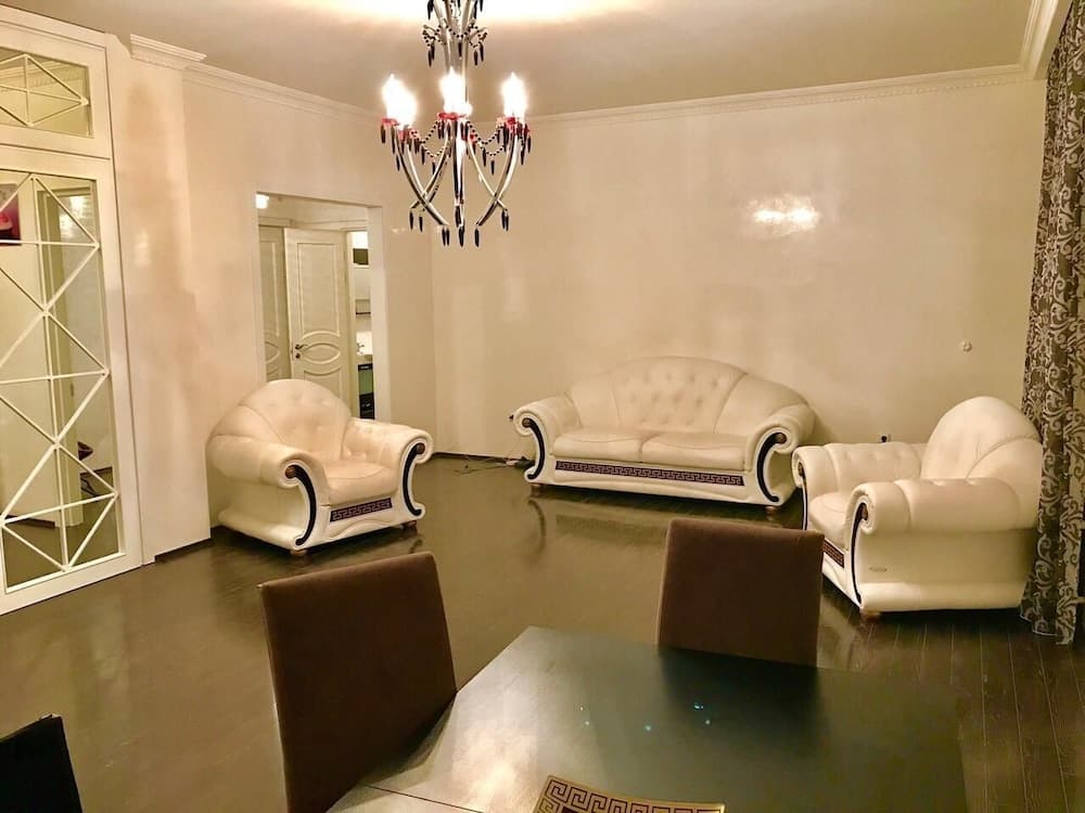 Apartment on Aleksidze st