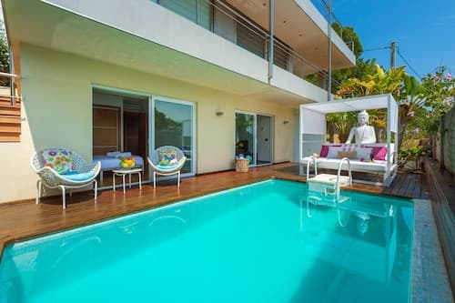 Destino Royal Beach