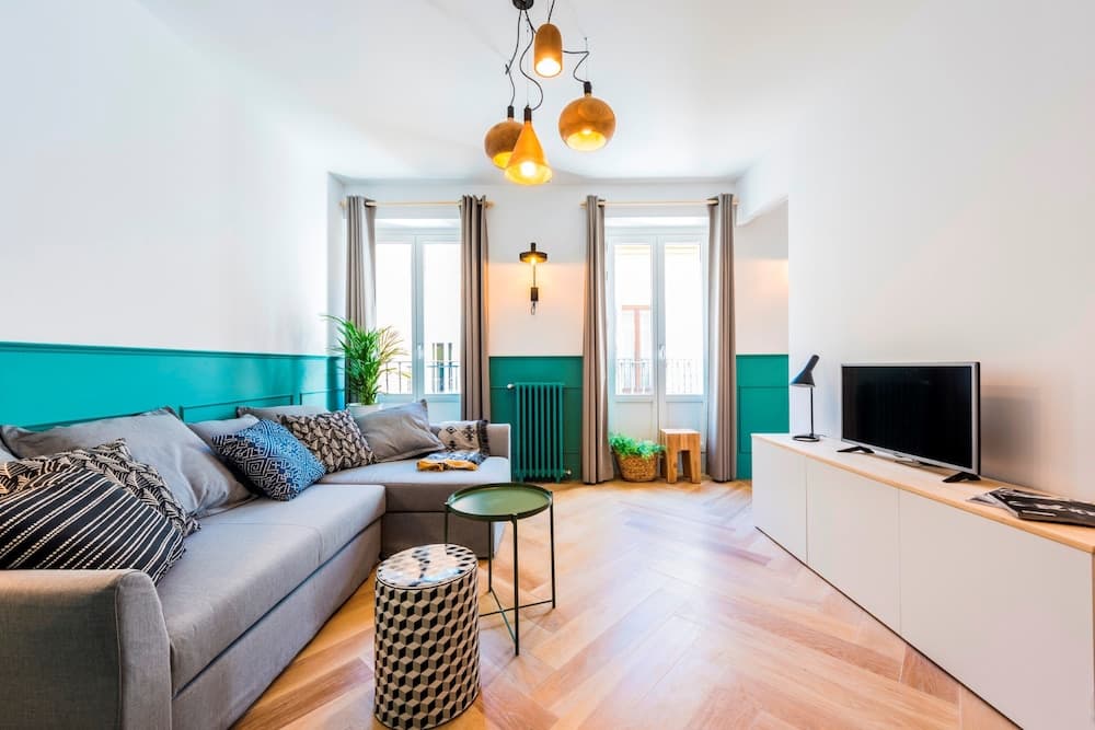 Be Mate Gran Vía Suites