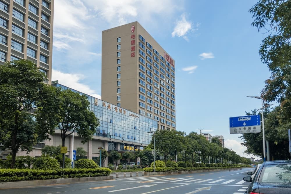 Park Lane Hotel Foshan Qiandeng Lake