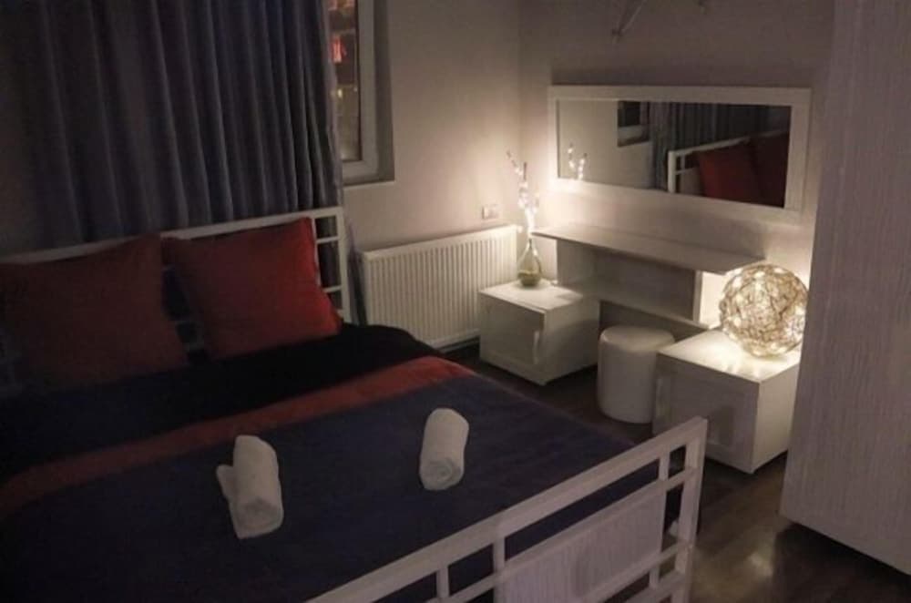 Apartment on Aghmashenebeli Ave.