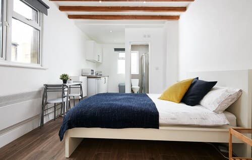 Charmstay Apartments