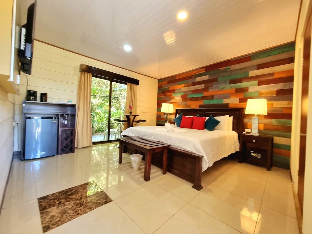 Calathea Lodge Monteverde