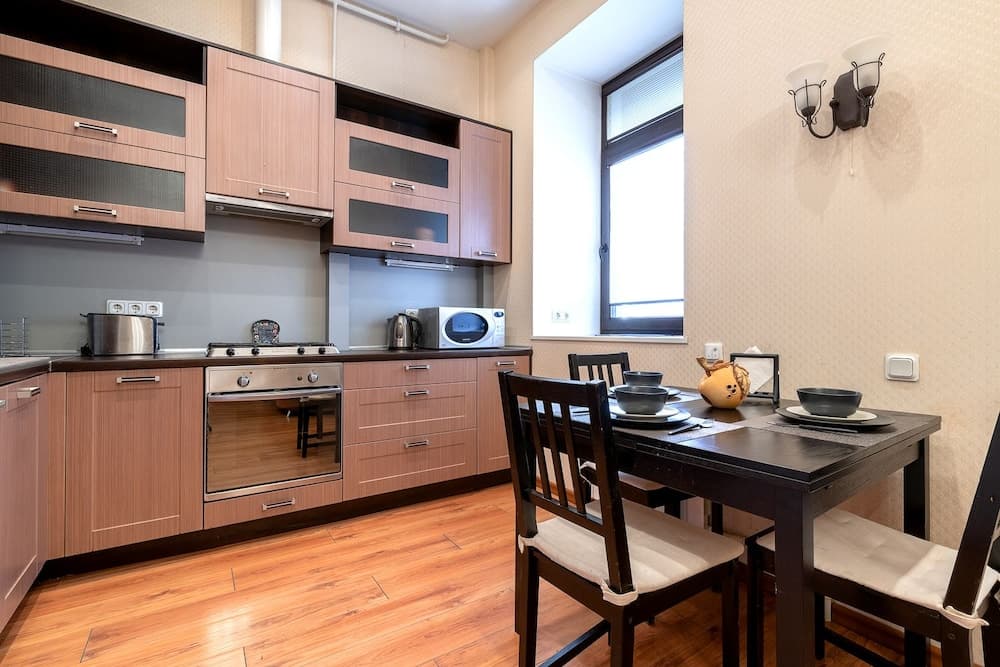 Spb2day Radisheva street