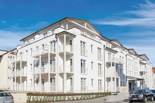 Nymphe Strandhotel & Apartments
