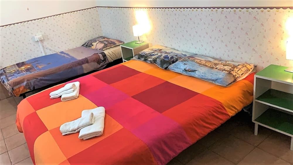 Pavarotti House