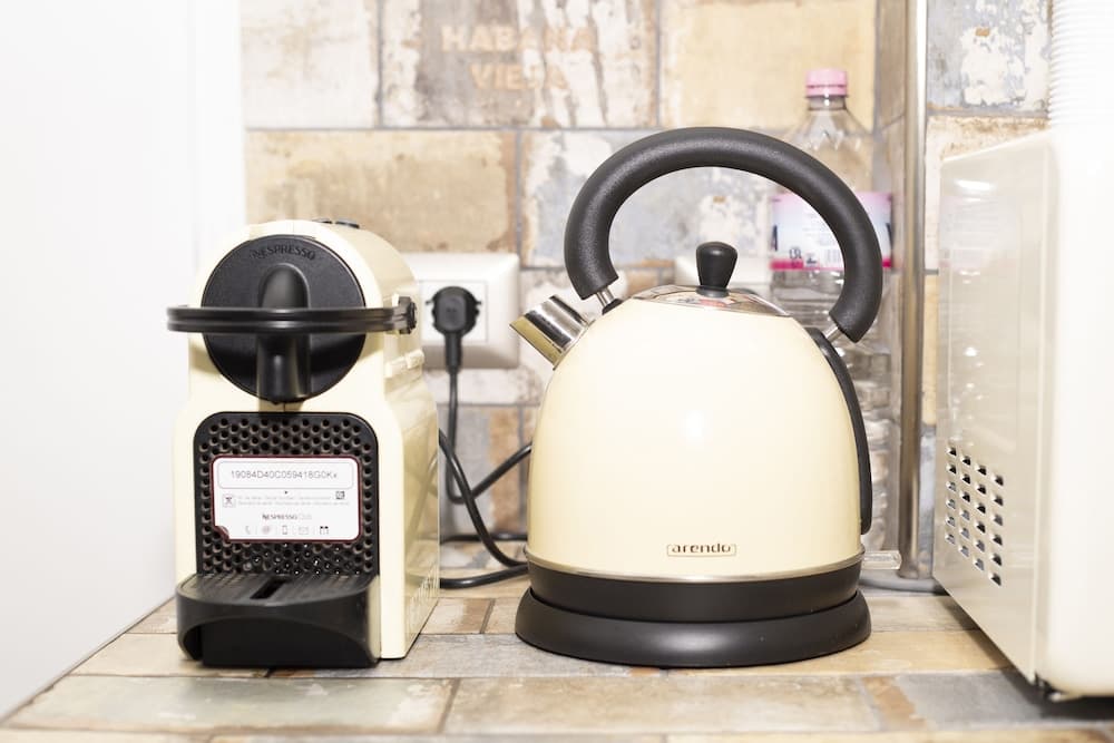 Kahve ve/veya kahve makinesi