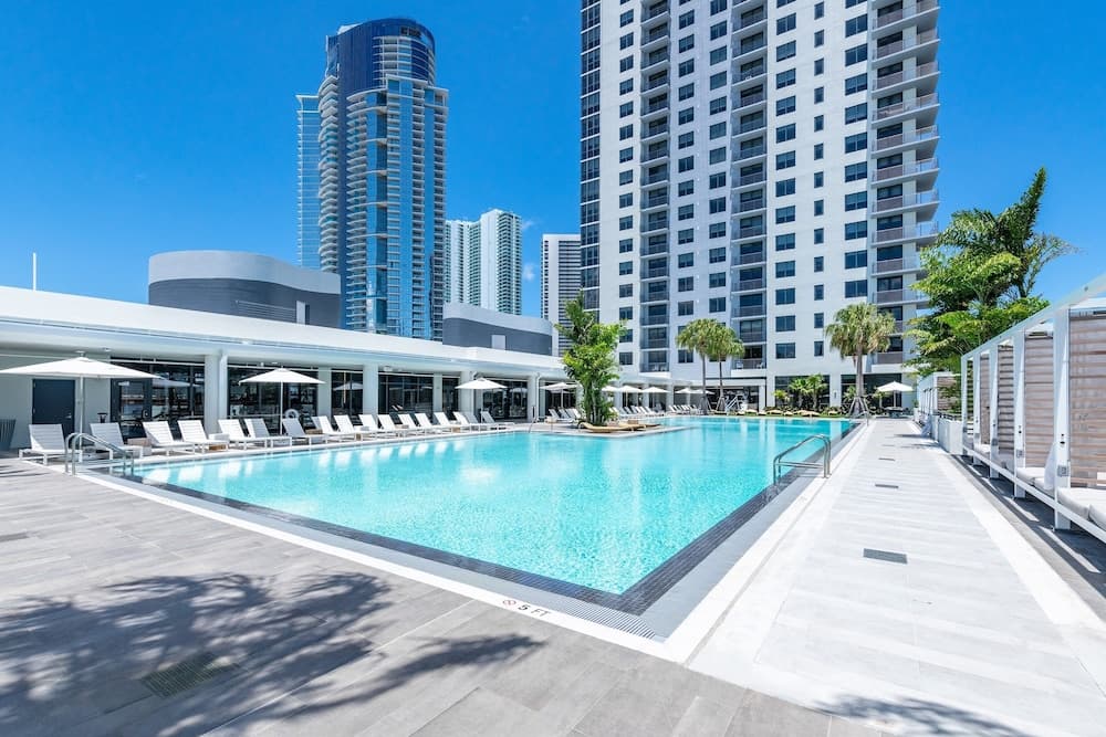 Bluebird Suites Downtown Brickell