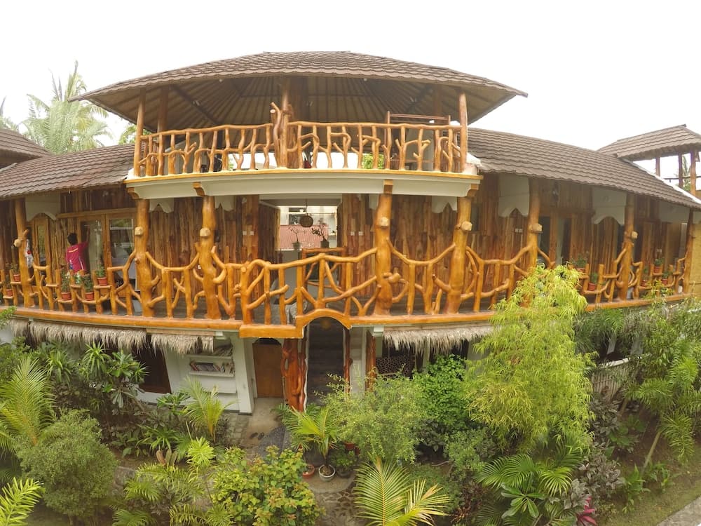 Sayang Mama Inn