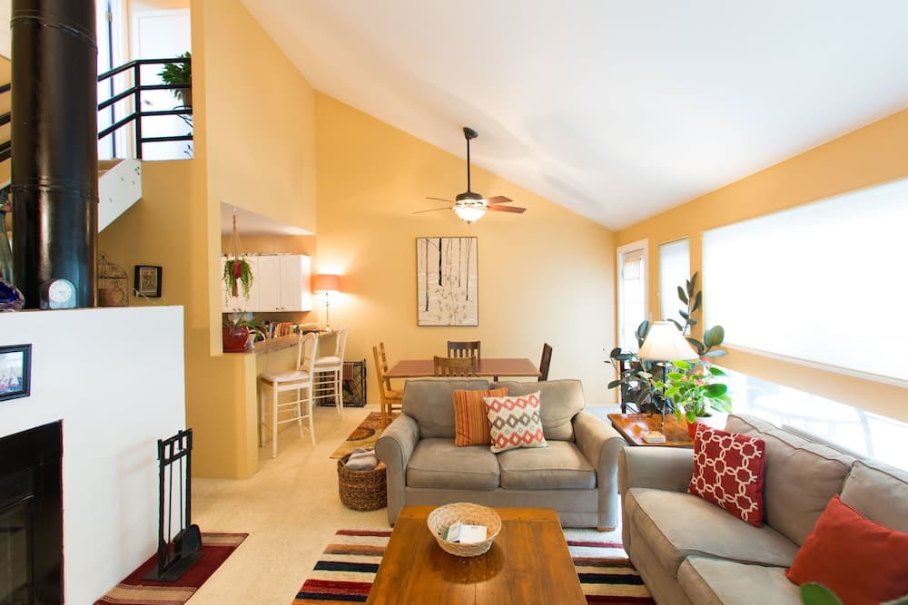Gorgeous 2 Bedroom Sanctuary With Hot Tub