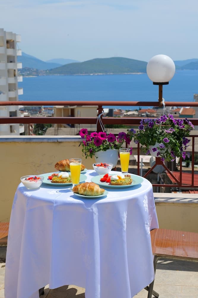 Eden Hotel