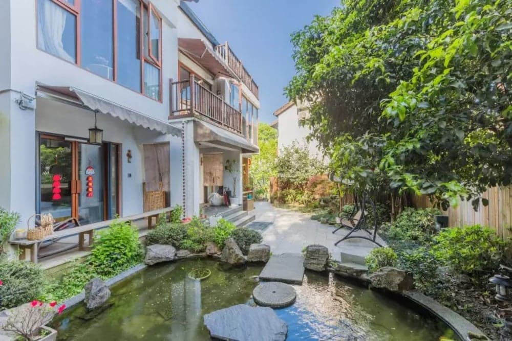 Floral Hotel Hangzhou Pupu