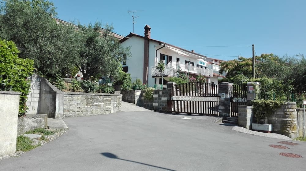 Very Spacious Apartment