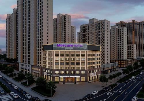 Mercure Wuhan Yangluo