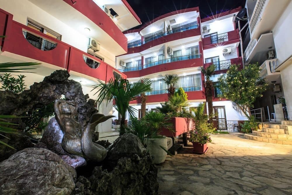 Hotel Sirena Marta
