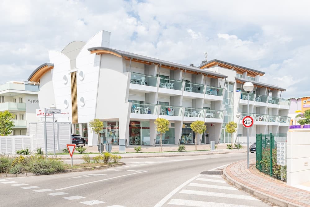 Giriş/çıkış büfesi