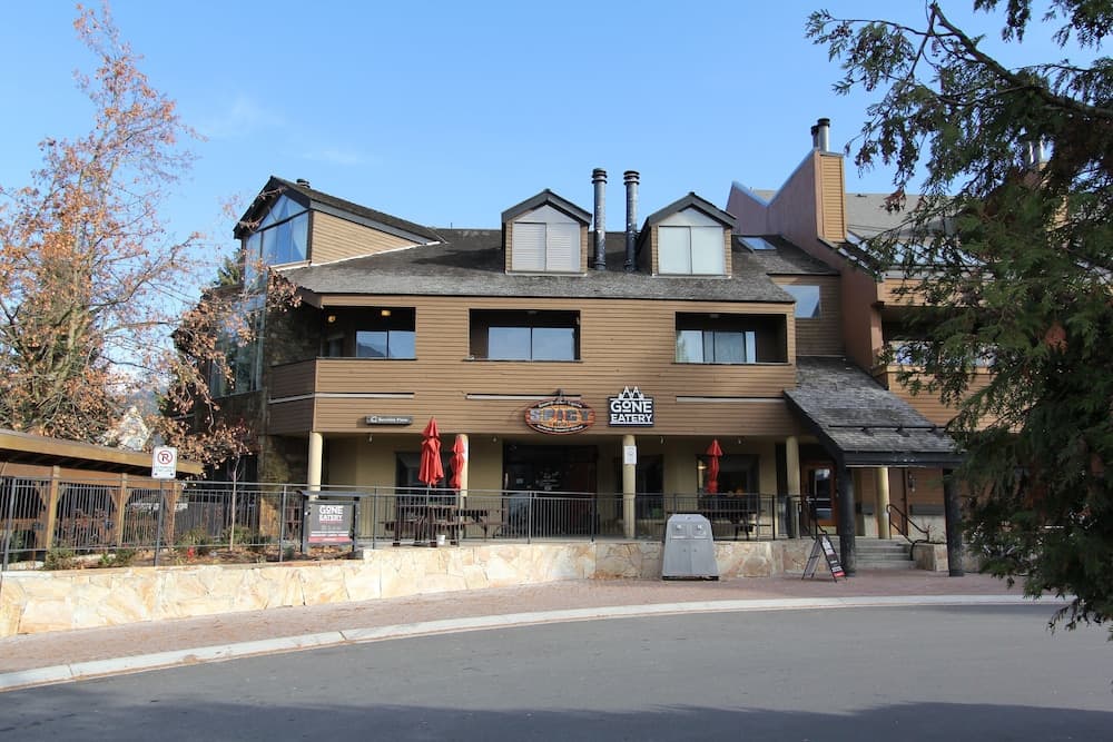 Rainbow Suites by Whistler Retreats