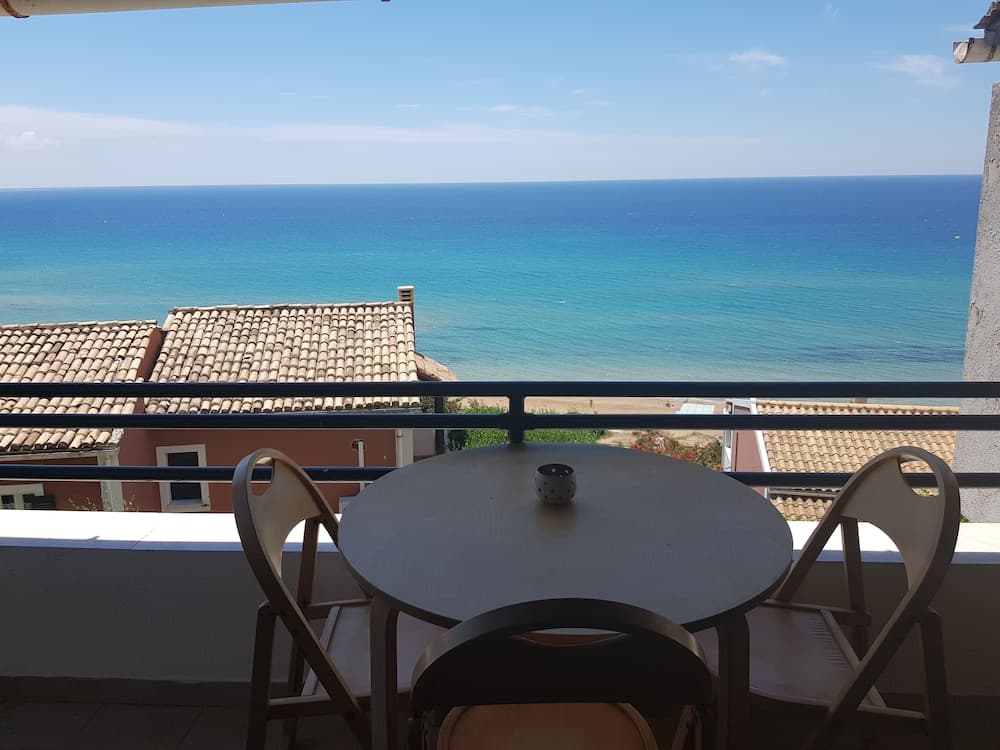 Menigos - Type AA5 Nr 123: Sea View 1 Bedroom Apt