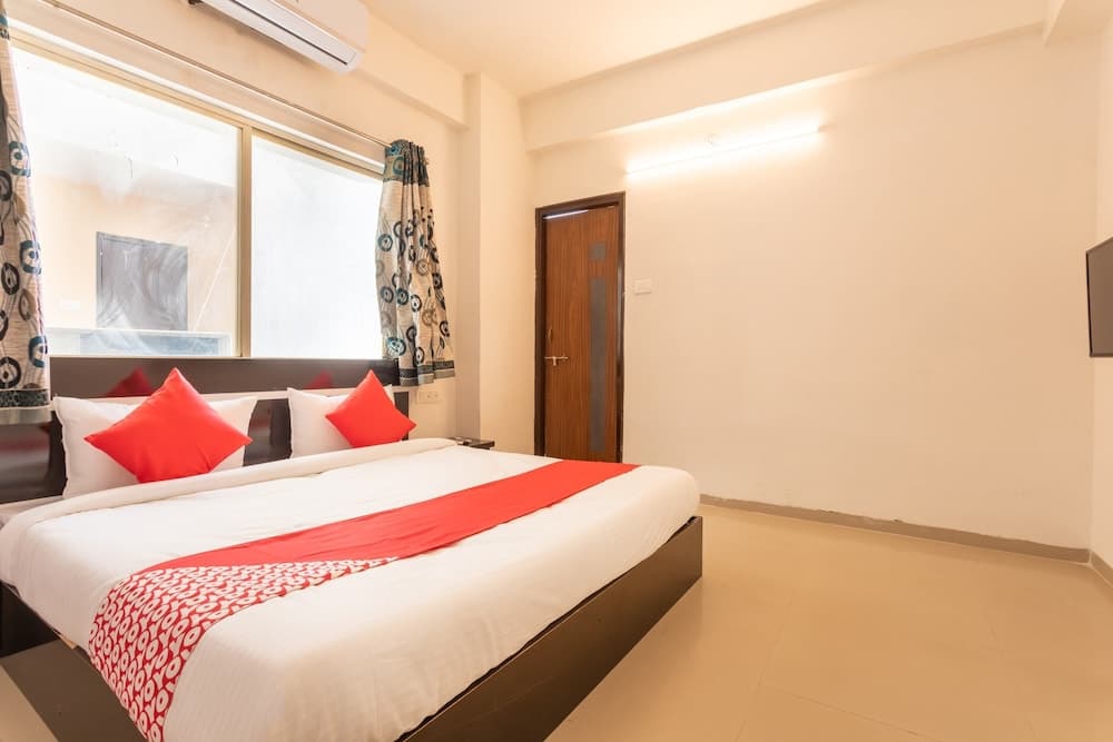 OYO 36855 Hotel Indraprasth