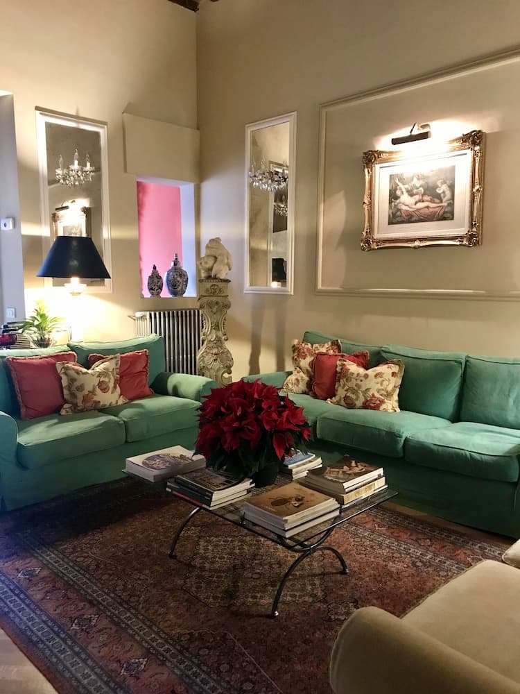 Lobi dinlenme salonu