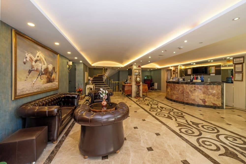 Kunlun Kensington Hotel