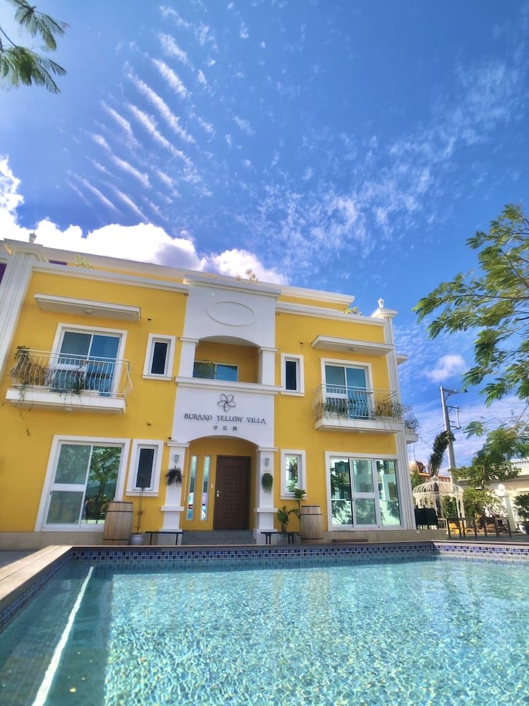 Burano Yellow Villa