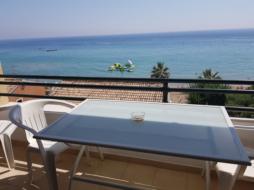 Menigos A2no.87 Seaview 2 Bedroom