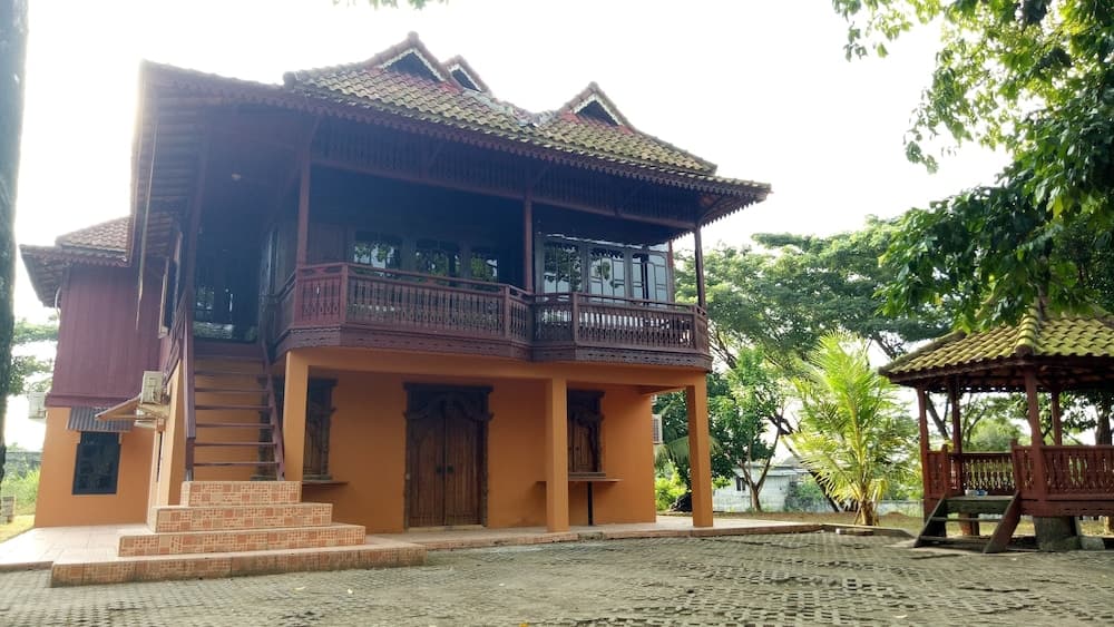 T-Rooms Homestay Bandara