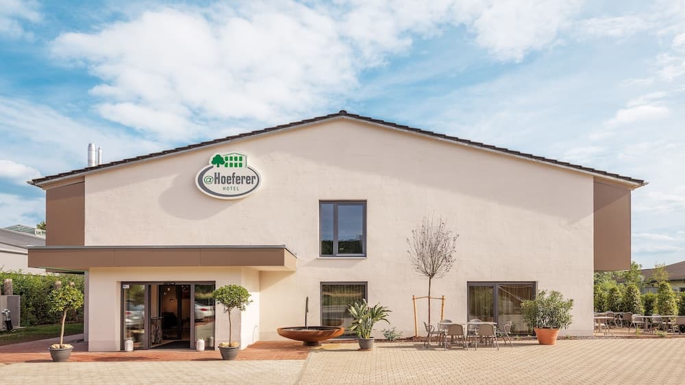 Walhalla Hotel Regensburg @ Hoeferer