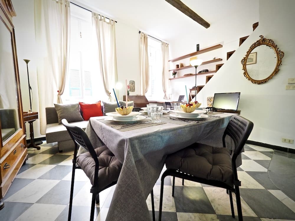 Caratteristica Dimora Degli Incrociati