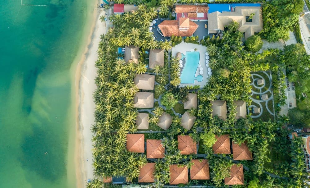 L'Azure Resort and Spa