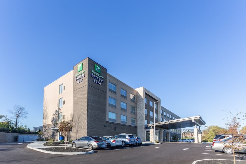 Holiday Inn Express & Suites Florence-Cincinnati Airport by IHG