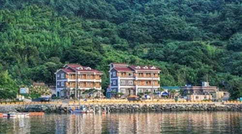 Geoje Beach Maru Pension
