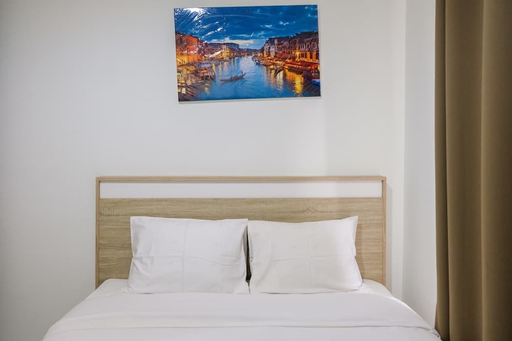 Elegant Studio Apartment at Springwood Residence