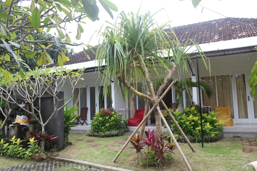 Summer Homestay Bali