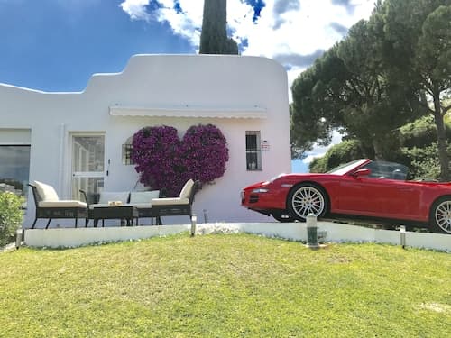 Fascinating & Luxurious Mountain & Pool View Apartment in Porto Banús