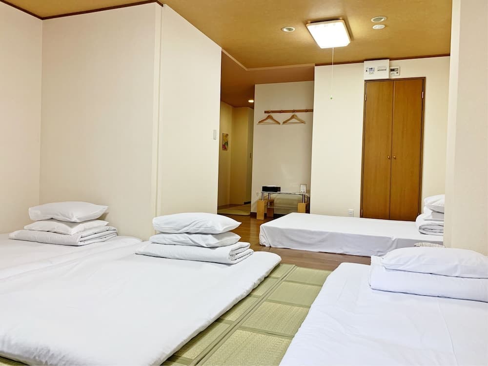 Petit Hotel 017