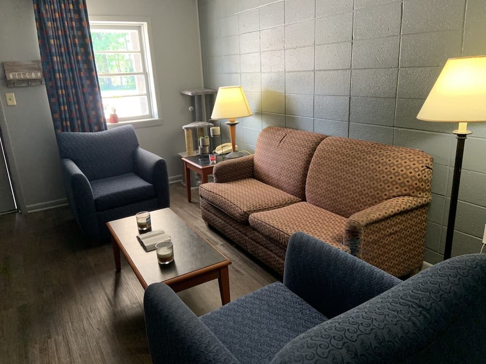 Paradise Suites - Jefferson Ave/Newport News