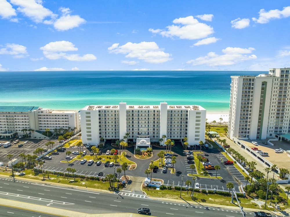 Sterling Sands Resort by Panhandle Getaways