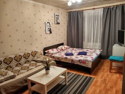 Apartment - Vvedenskogo 10